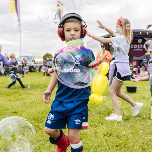 Carl the Bubble Man 
